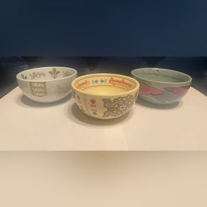 Set of three Disneyland themed snack bowls.